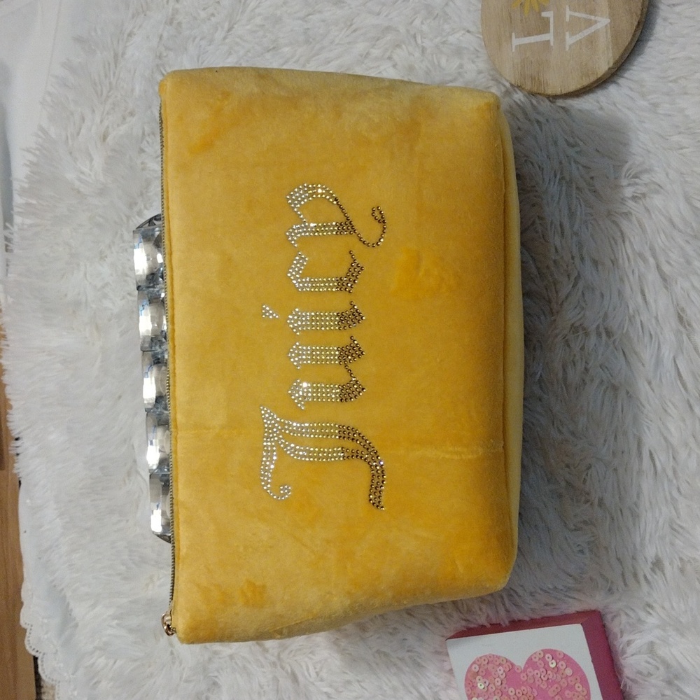 Juicy Couture💎 Yellow 💛 Large Plush Cosmetic Bag 🆕